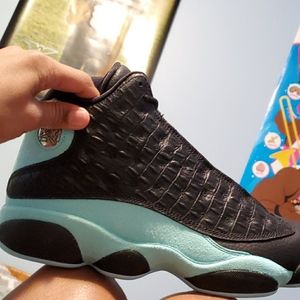 Jordan 13 black island green (size 10)